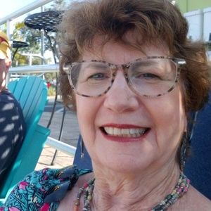 Meet your Posher, Carol